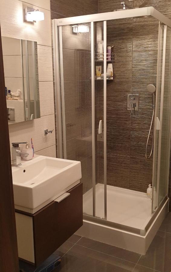 Apartament Amber Z Duzym Tarasem Daire Kolobrzeg Dış mekan fotoğraf